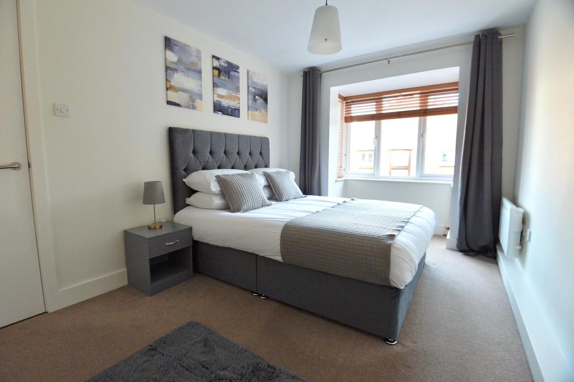 Stylish 2Br Flat - 2 Free Parking Spaces - Near Lgw Airport Crawley  Exterior foto